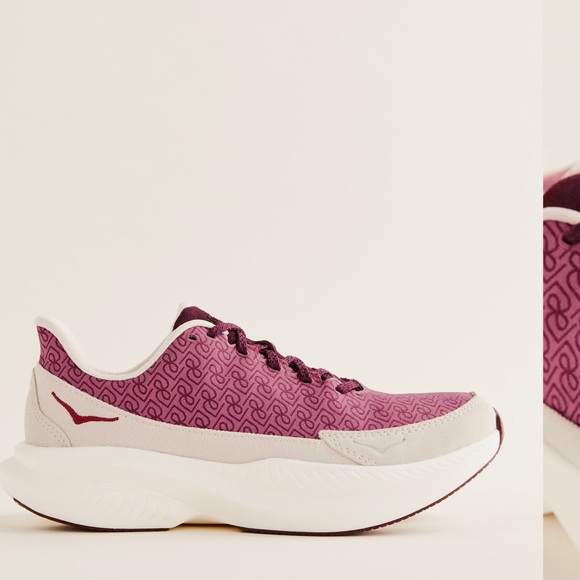 HOKA x Reformation Mach 6 LS Monogram - Picture 6 of 6